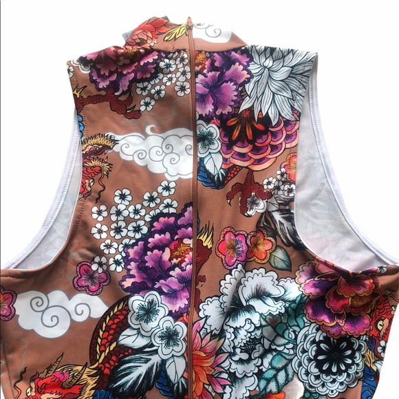 Fashion Nova Graphic Romper - Picture 4 of 6